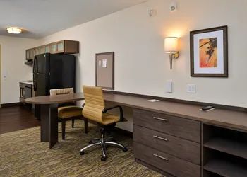 Candlewood Suites Lodi by IHG hotel thumbnail 3