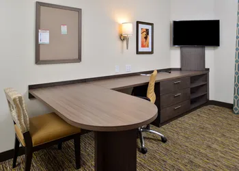 Candlewood Suites Lodi by IHG hotel thumbnail 7