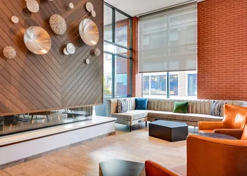 Hampton Inn Salem Boston hotel thumbnail 4