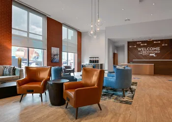 Hampton Inn Salem Boston hotel thumbnail 6
