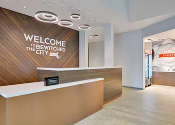 Hampton Inn Salem Boston hotel thumbnail 7