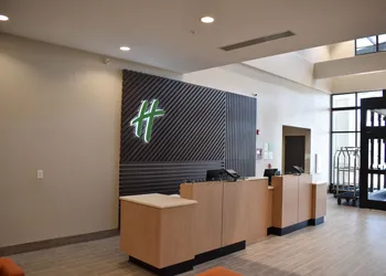 Holiday Inn Kansas City - Northeast by IHG hotel thumbnail 3