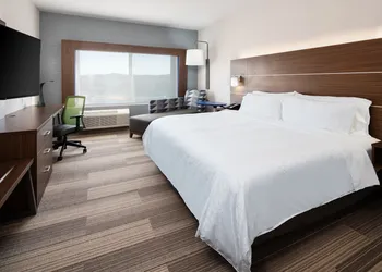 Holiday Inn Express & Suites Murrieta by IHG hotel thumbnail 6