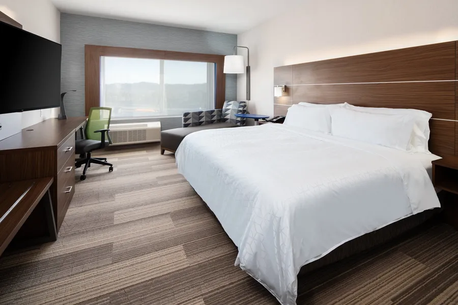 Holiday Inn Express & Suites Murrieta by IHG hotel detail image 6