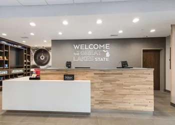 Hampton Inn Niles hotel thumbnail 5