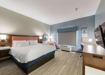 Hampton Inn Niles hotel thumbnail 8