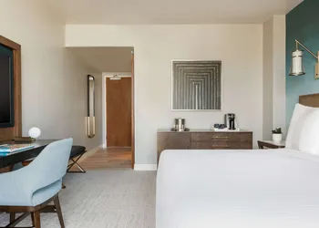 Carte Hotel San Diego Downtown, Curio Collection by Hilton hotel thumbnail 7