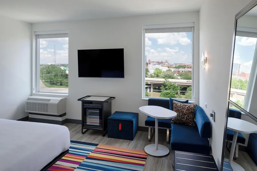 Aloft by Marriott Columbus University District hotel detail image 6