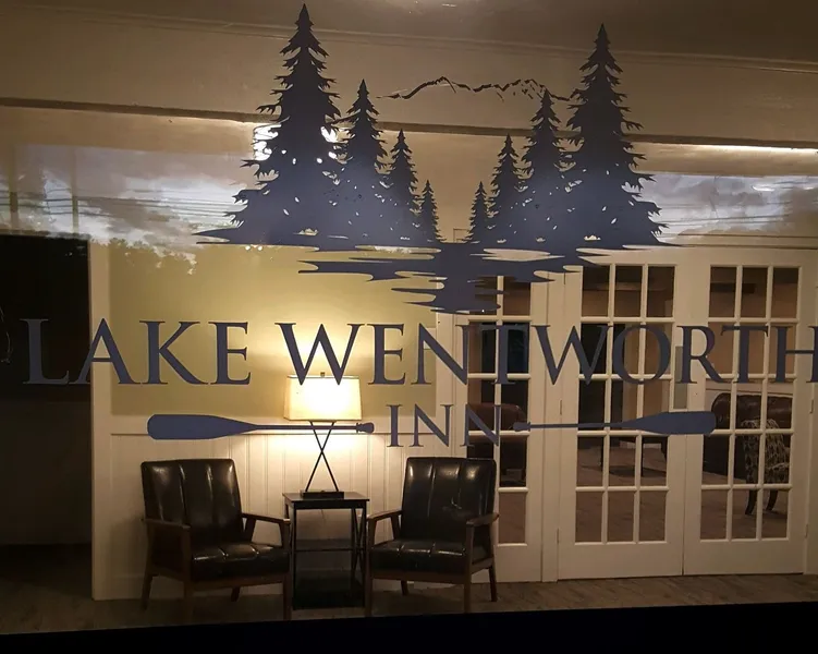 Lake Wentworth Inn hotel detail image 2