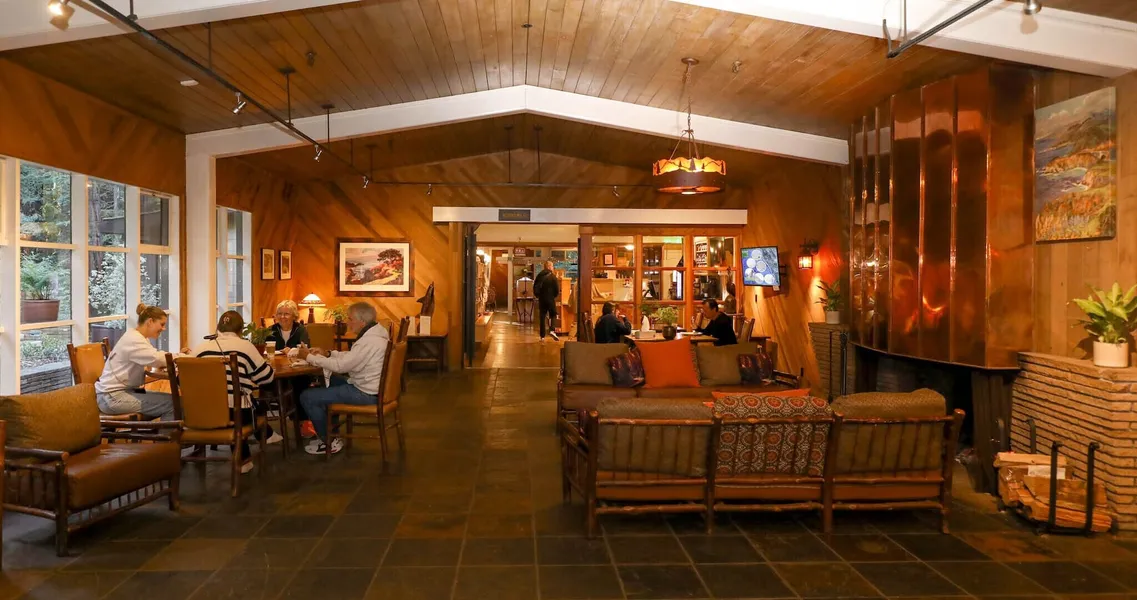 Big Sur Lodge hotel detail image 2