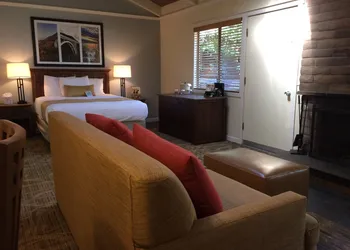 Big Sur Lodge hotel thumbnail 4