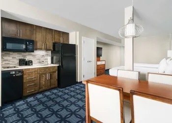 Homewood Suites by Hilton Myrtle Beach Oceanfront hotel thumbnail 8