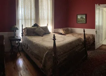 Rose House Inn hotel thumbnail 8
