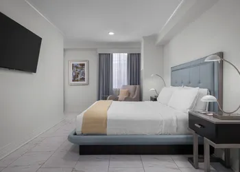 The Jung Hotel and Residences hotel thumbnail 7