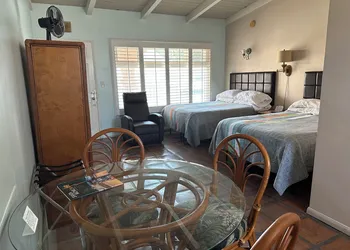 Sea Shore Motel hotel thumbnail 5
