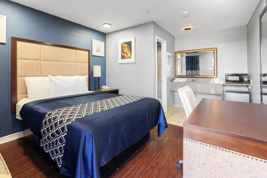 Golden Inn Dallas by Hotel O hotel detail image 6