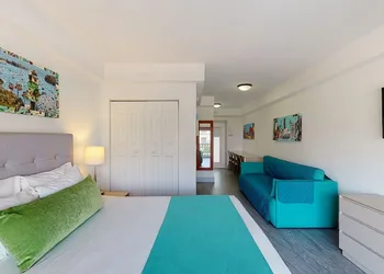 Park Royal Miami Beach hotel thumbnail 5