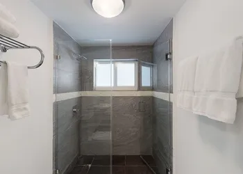 Park Royal Miami Beach hotel thumbnail 8