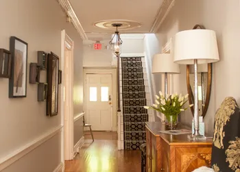 Dinsmore Boutique Inn hotel thumbnail 2