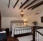 Dinsmore Boutique Inn hotel detail image 3