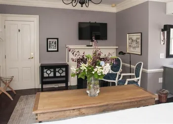 Dinsmore Boutique Inn hotel thumbnail 4