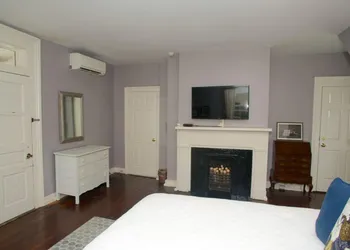 Dinsmore Boutique Inn hotel thumbnail 7
