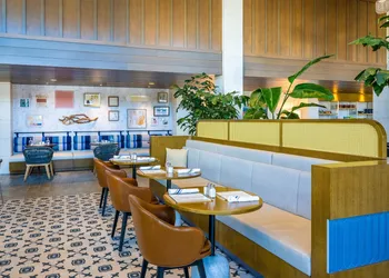 Inn at the Pier Pismo Beach, Curio Collection by Hilton hotel thumbnail 2