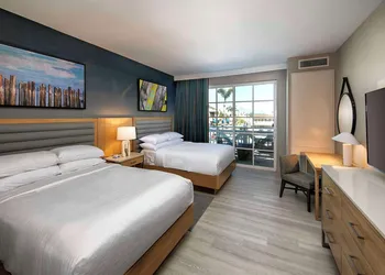 Inn at the Pier Pismo Beach, Curio Collection by Hilton hotel thumbnail 5