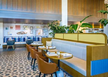 Inn at the Pier Pismo Beach, Curio Collection by Hilton hotel thumbnail 2