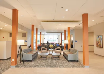 Gundersen Hotel & Suites hotel thumbnail 3