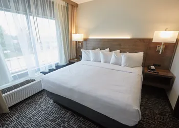 Gundersen Hotel & Suites hotel thumbnail 7