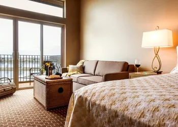 The Lodge at Columbia Point hotel thumbnail 7