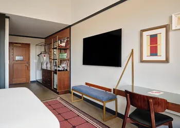 Detroit Foundation Hotel hotel thumbnail 5