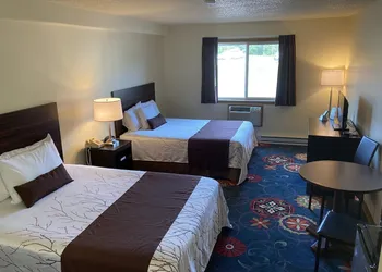 White Pine Lodge hotel thumbnail 3