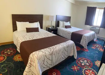 White Pine Lodge hotel thumbnail 6