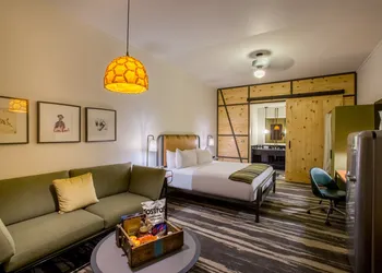 Cavalry Court, by Valencia Hotel Collection hotel thumbnail 7
