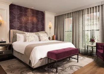 The Ivey's Hotel hotel thumbnail 5