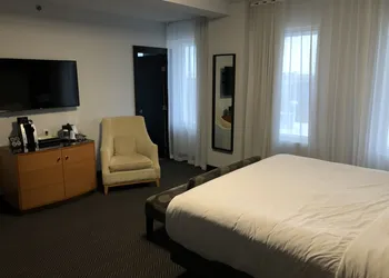 Streamline Hotel hotel thumbnail 5