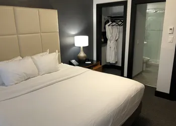 Streamline Hotel hotel thumbnail 7