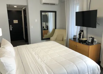 Streamline Hotel hotel thumbnail 8