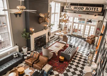 Hood River Hotel hotel thumbnail 3