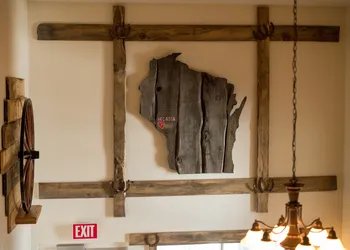 Draft Horse Inn and Suites hotel thumbnail 2
