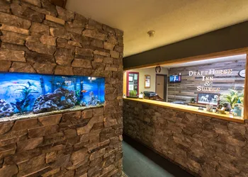 Draft Horse Inn and Suites hotel thumbnail 3