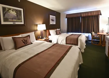 Draft Horse Inn and Suites hotel thumbnail 4