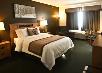 Draft Horse Inn and Suites hotel thumbnail 6