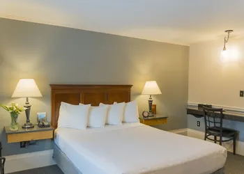 Sherwood Motel hotel thumbnail 6