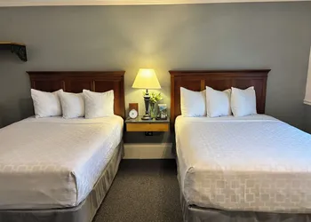 Sherwood Motel hotel thumbnail 7