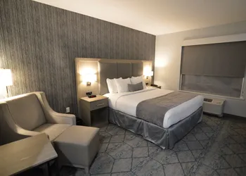 Best Western Plus Executive Residency Oklahoma City I-35 hotel thumbnail 5