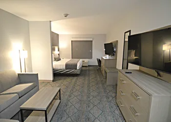 Best Western Plus Executive Residency Oklahoma City I-35 hotel thumbnail 6