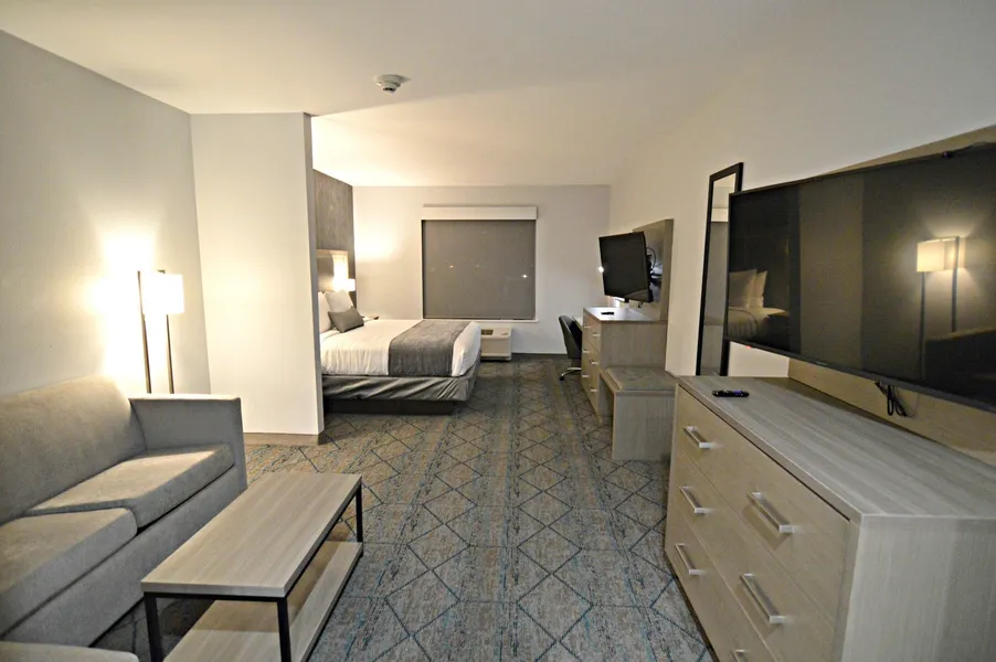 Best Western Plus Executive Residency Oklahoma City I-35 hotel detail image 6